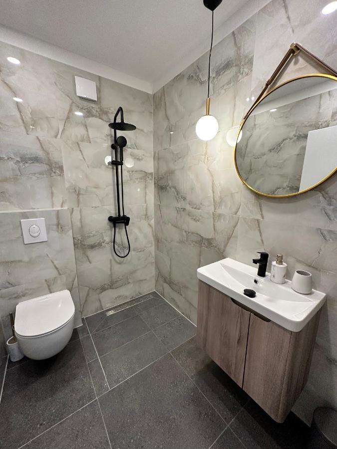 Olive View Apartment Брела Екстериор снимка