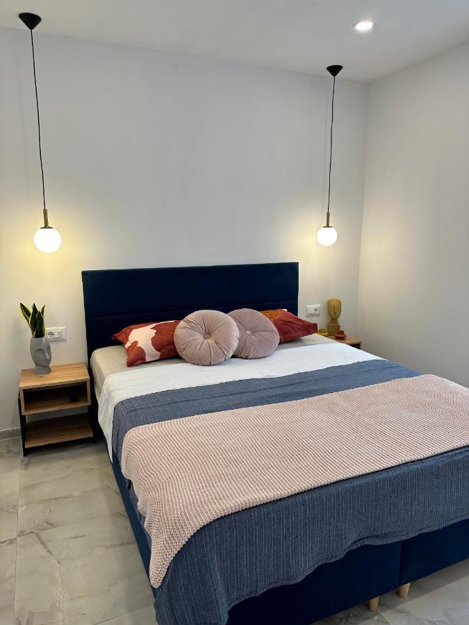 Olive View Apartment Брела Екстериор снимка