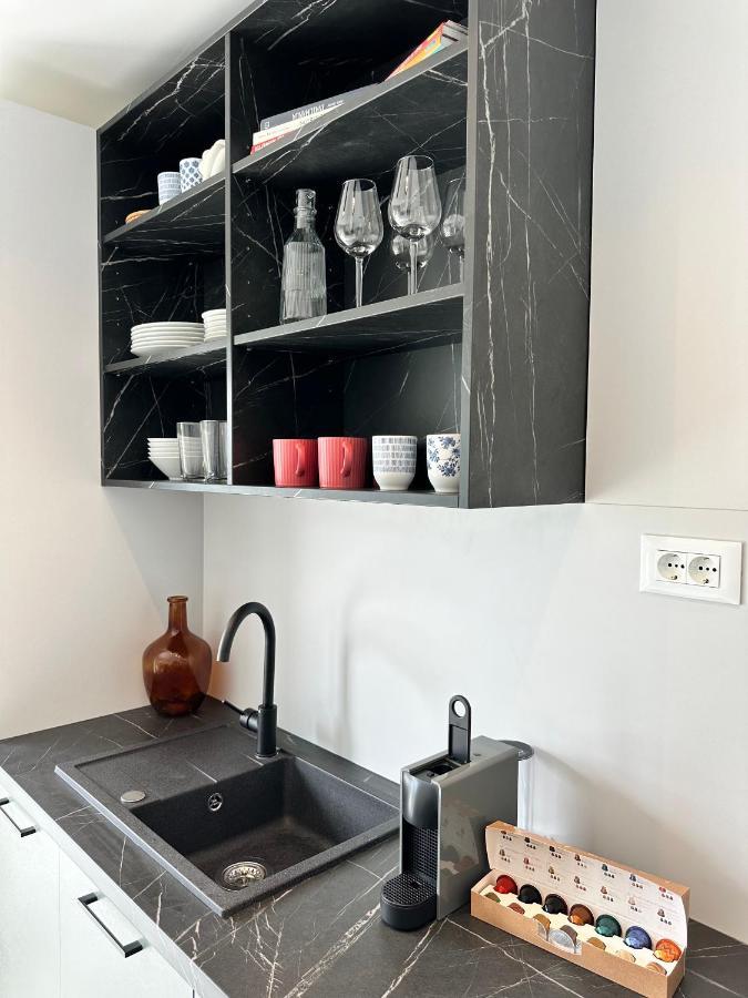 Olive View Apartment Брела Екстериор снимка