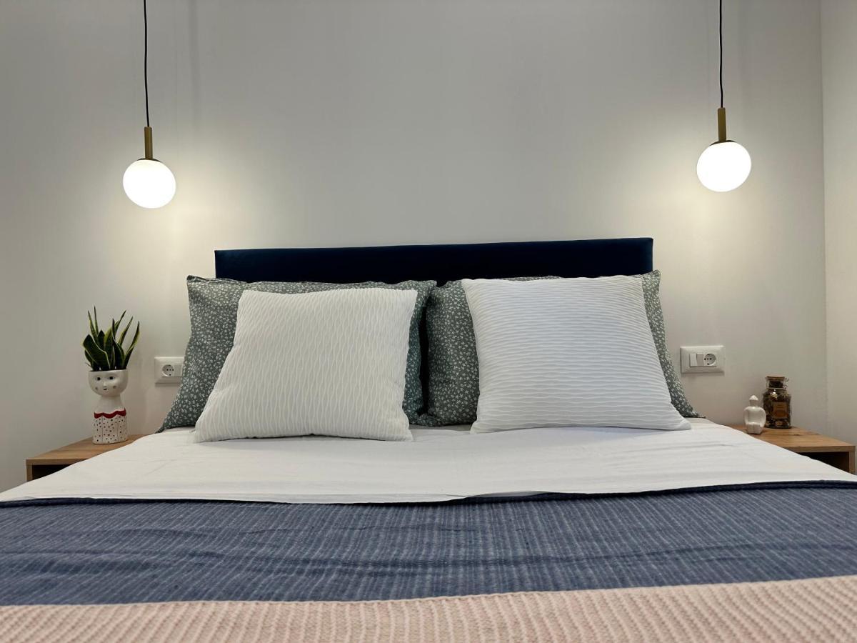 Olive View Apartment Брела Екстериор снимка