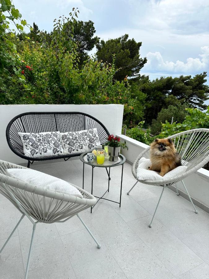 Olive View Apartment Брела Екстериор снимка